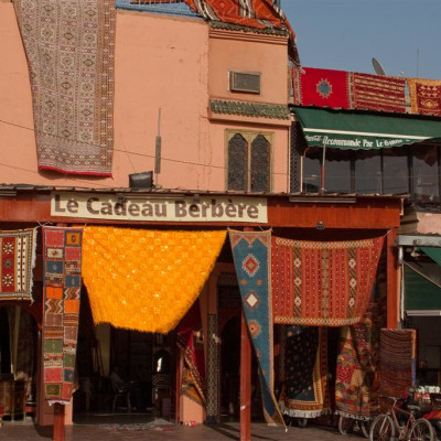 Lokales Teppichgeschäft in Marrakesch