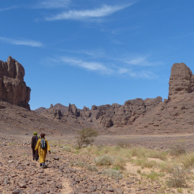 P1270335 von Ouan Tsuteft Wanderung auf riesige Hochebene zu Höhle von Sidi
