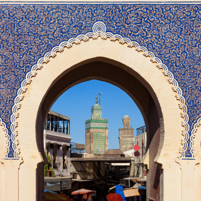 Marokko, Fes, Bab Bou Jeloud (Foto: Adobe Stock)